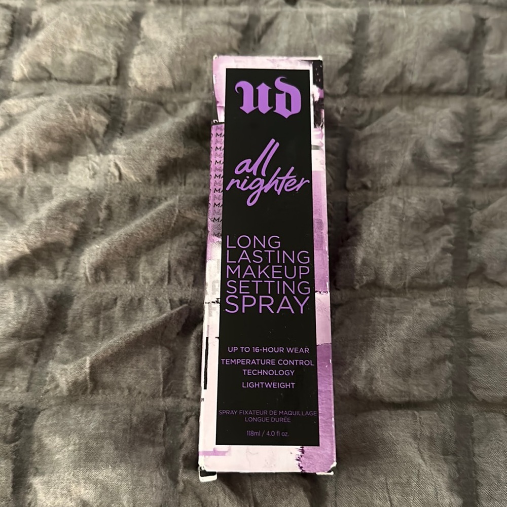 Urban Decay setting spray!